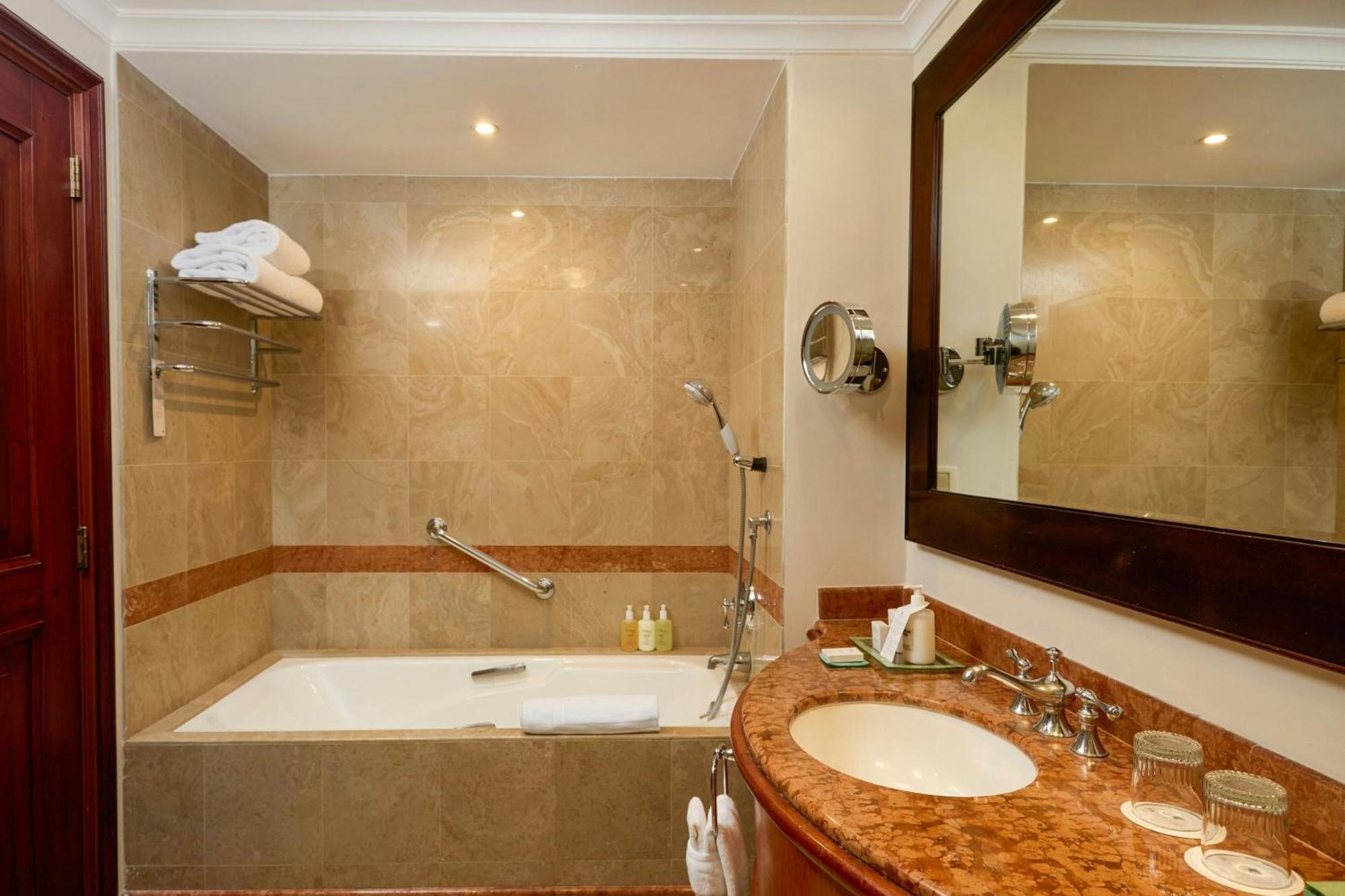 Guest room, 2 Double